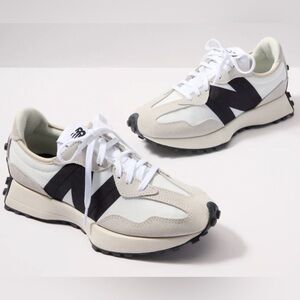 New Balance Womens 327 Sea Salt & Black Classic Lifestyle Sneakers Size 8.5
